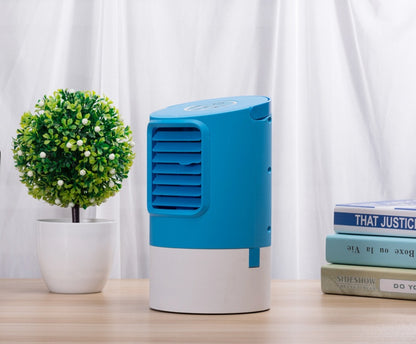 Humidifying desktop air conditioner fan