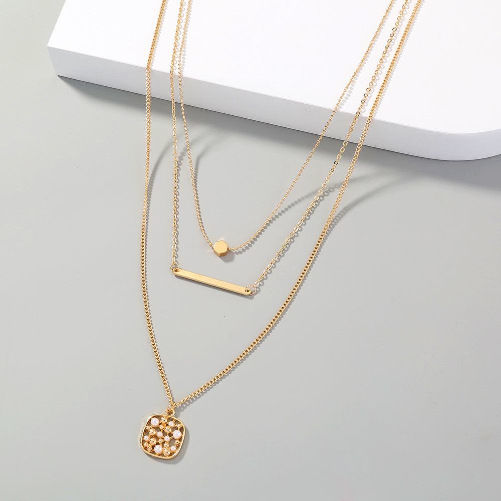 gold multi-layer pendant necklace for women with personality and elegance
