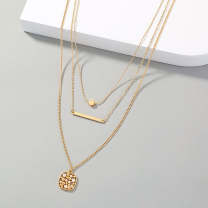 gold multi-layer pendant necklace for women with personality and elegance